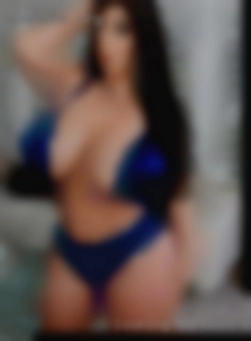 Looking to St. Louis swinger meet sexy women for NSA.