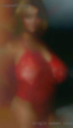 Single web in Lagrange, GA women, couples, groups.
