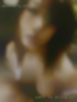 Want to enjoy wife into swinging a hot horny women...